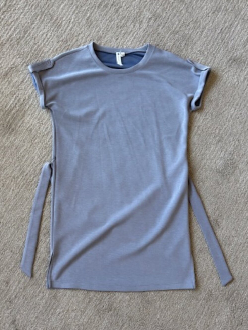Cable & Gauge Women's T-Shirt Dress with Belt in Perfect Condition